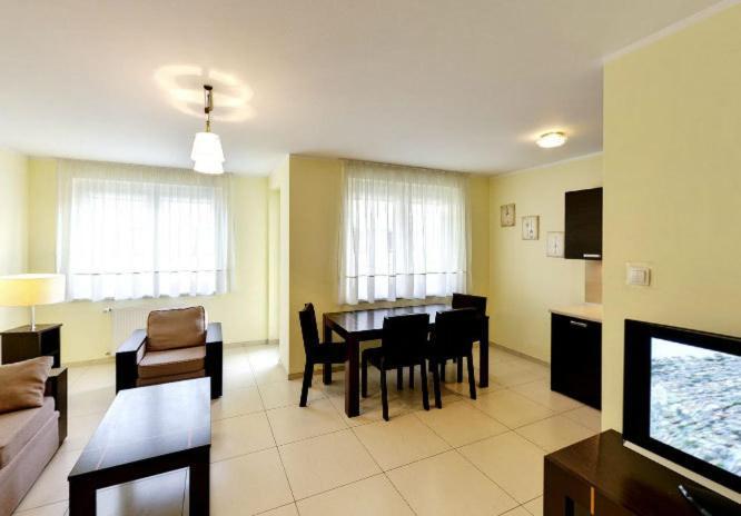 Apartamenty Sun Seasons 24 - Zielone Tarasy Kolberg Zimmer foto